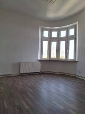 Wohnzimmer - 3 ZKB im 1.OG in der Hafenstraße 11 zu vermieten im Jugendstilhaus