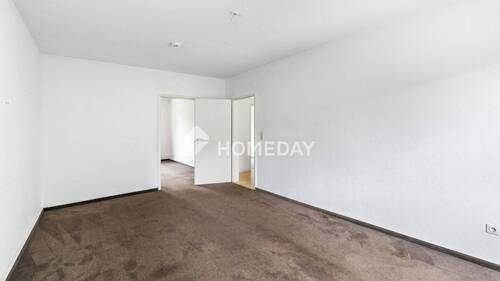 Wohnzimmer 2 - 3 Zimmer Etagenwohnung zum Kaufen in Bad Segeberg