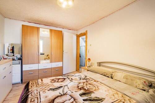 Elternschlafzimmer im OG - 