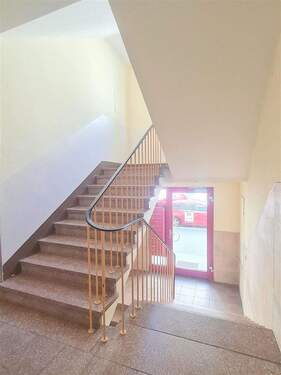 großes Treppenhaus - 