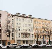 Vermietet: 2-Zimmer-Altbauwohnung im 4. OG (ohne Aufzug) mit Keller nahe Rosenthaler Platz - Berlin Mitte