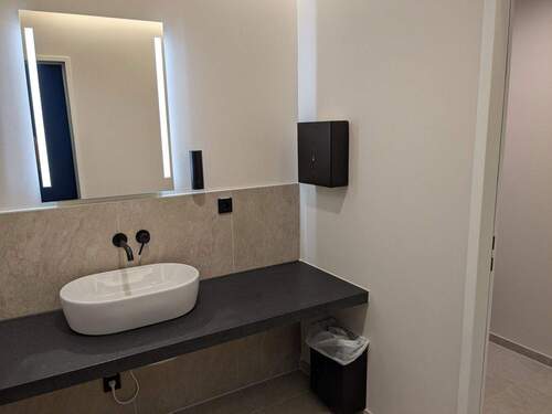 WC Anlage - neu und modern - Büro in München