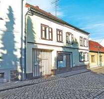 Wohnhaus mit ehemaliger Bäckerei sowie mehreren Nebengebäuden - Ziesar