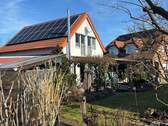 Unabhängigkeit und geringe Stromkosten durch die PV-Anlage - Einfamilienhaus mit 114,00 m&sup2; in Lehre zum Kaufen