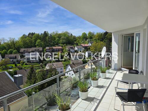 Balkon nach Süden mit herrlicher Aussicht - 