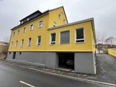 Straßenansicht - 9 Zimmer Mehrfamilienhaus, Wohnhaus in Arzberg