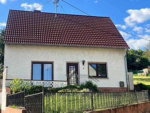Hausansicht - Einfamilienhaus mit 193,00 m² in Oberstreit zum Kaufen