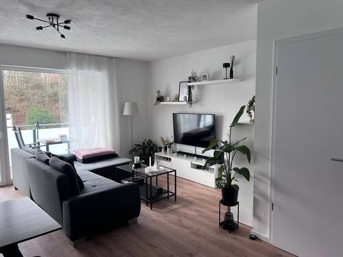 Wohnzimmer.jpeg - Etagenwohnung mit 68,30 m&sup2; in Siegen zur Miete