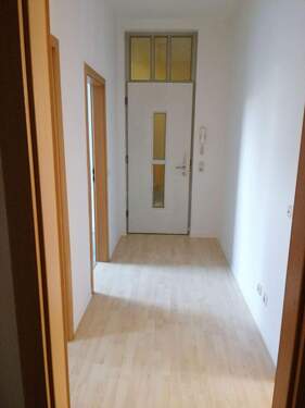 Flur_2.jpg - 2 Zimmer Etagenwohnung zur Miete in Magdeburg