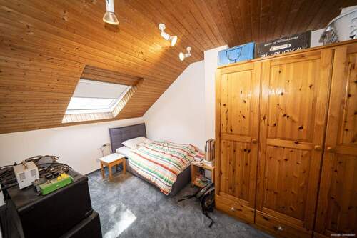 Zimmer 2 Dachgeschoss - 