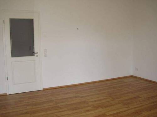 Wohnen (2) - Beispiel - Etagenwohnung mit 64,30 m&sup2; in Dresden zum Kaufen