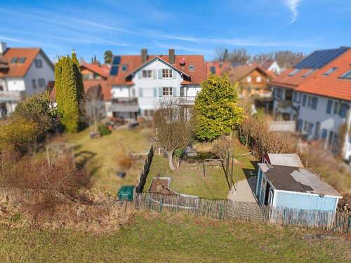 Vogelperspektive - 5 Zimmer Doppelhaushälfte zum Kaufen in Geltendorf
