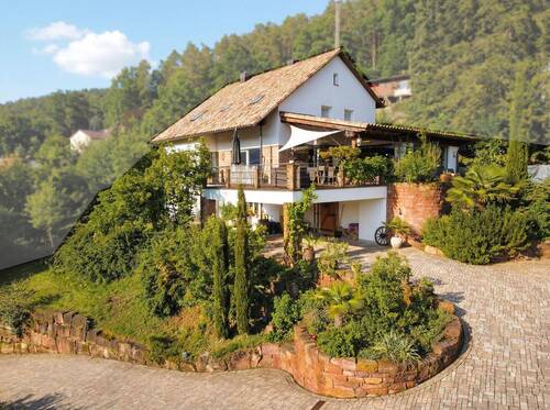 Außenansicht - 8 Zimmer Einfamilienhaus zum Kaufen in Lohr am Main