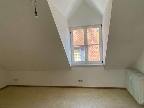 Schlafzimmer - Etagenwohnung mit 61,00 m&sup2; in Forchheim zur Miete