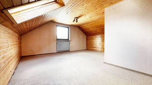 Dachstudiozimmer- - 