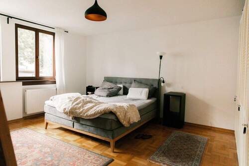 Schlafzimmer Wohnung 1 - Gewerbeobjekt (Büro, Produktion, Verkauf) in Bergen-Enkheim zum Kaufen