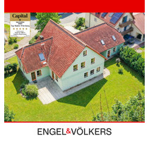 Ein Zuhause zum Ankommen: Viel Raum und ein idyllischer Garten - Kitzingen