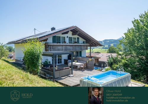 Titelbild - Alpenfeeling pur: Zweifamilienhaus mit Bergblick in Rettenberg