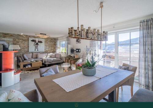 Wohnzimmer EG - 7 Zimmer Mehrfamilienhaus, Wohnhaus in Rettenberg