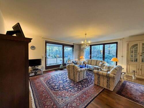 Wohnzimmer - 3 Zimmer Etagenwohnung zum Kaufen in Essen