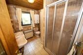 Badezimmer Erdgeschoss (LH) - 