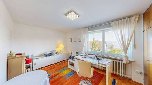 Büro / Kinderzimmer - 