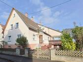 Hausansicht - Zweifamilienhaus mit Charakter - Ihr vielseitiges Investment im Speckgürtel Stuttgarts