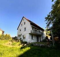 Sehr ruhig gelegenes 1-2 Familienhaus mit Ausblick. Großer Garten. Alter Baumbestand . Sofort Frei!! - Sankt Georgen im Schwarzwald Stadtgebiet