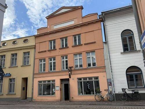 Hausansicht - 1,5-Raum Wohnung im Stadtzentrum -270-
