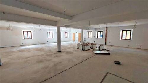 Hauptraum - 5 Zimmer Büro in Weiden in der Oberpfalz