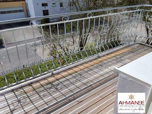 Balkon - Schöne, helle 5 Zimmerwohnung mit EBK und Balkon