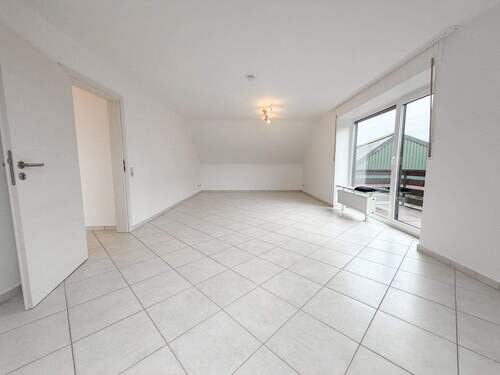 Wohnzimmer - 3 Zimmer Etagenwohnung zur Miete in Rheurdt