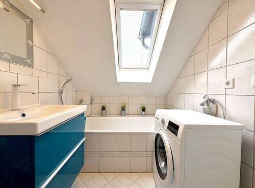 Bad - Etagenwohnung mit 45,00 m&sup2; in Fürth zur Miete