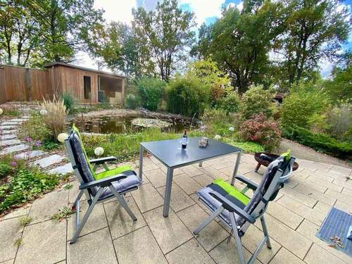 Terrasse mit Blick auf Sauna - 