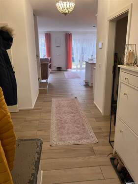 Diele - Reihenmittelhaus mit 168,00 m&sup2; in Neustadt a d Donau zum Kaufen