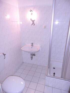 Bad - 2 Zimmer Etagenwohnung zur Miete in Brandenburg an der Havel