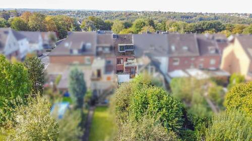 Burg Wilhelmstein und Wurmtal am Horizont - 5 Zimmer Reihenmittelhaus zum Kaufen in Würselen