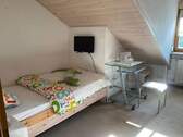 Zimmer 2 - 