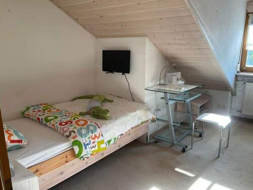 Zimmer 2 - 