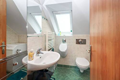 Badezimmer Dachgeschoss - 