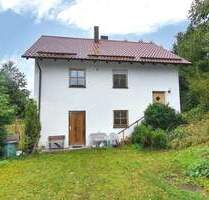 Einfamilienhaus mit zweitem ehemaligem Wohnhaus in Wiesau