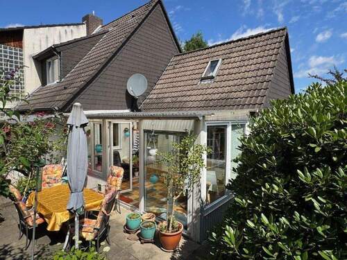 Rückansicht - Kassel Eichwald - Doppelhaushälfte mit Wintergarten & viel Flair