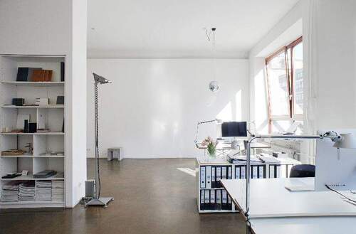 Schreibtischplätze - Arbeitsplätze in Loftfläche in der Innenstadt - All-in-Miete