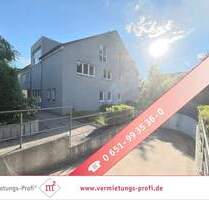 Trier-Feyen-Lichtdurchflutetes Wohngefühl - Exklusive 2-Zimmer-Wohnung mit Eichenparkett, Einbauküche, Balkon & Tiefgarage - Trier / Feyen Weismark-Feyen