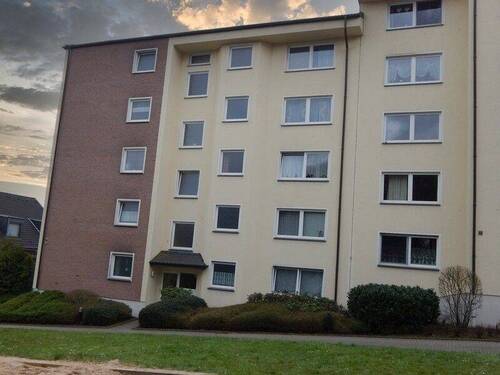 Außen - 3 Zimmer Etagenwohnung in Velbert