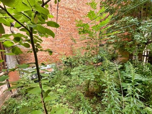 Versteckter Garten - 