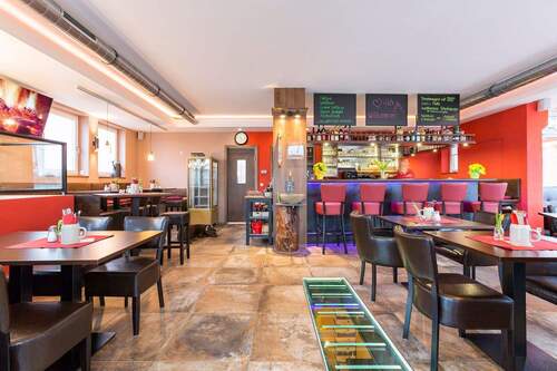 Beispielfoto Gastronomie - Absolut zentral gelegene Gewerbeeinheit in Übersee am Chiemsee!