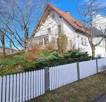 Einfamilienhaus - 500.000,00 EUR Kaufpreis, ca.  250,00 m² Wohnfläche in Geroda (PLZ: 97779) Platz