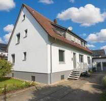 Ein Zuhause fürs Leben - Vielseitiges Zweifamilienhaus in familienfreundlicher Lage - Bempflingen