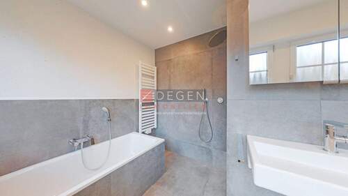 OG- badewanne . - Degen Immobilien - 